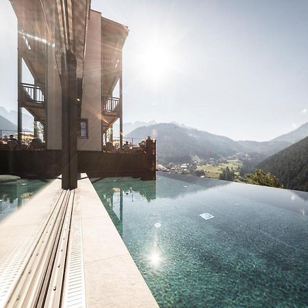 Charme Hotel Friedrich 노바레반떼 외부 사진